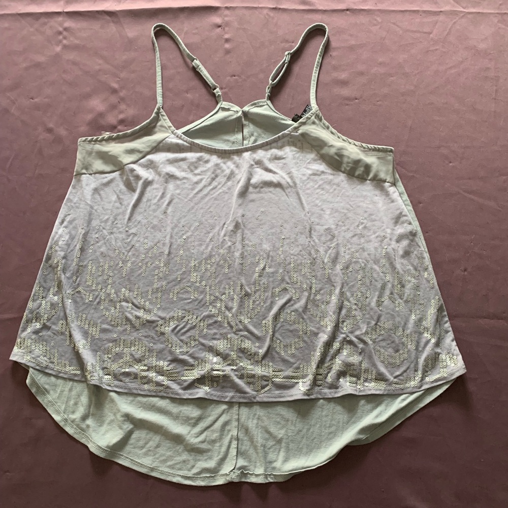FINAL PRICE!!!! Cute dressy tank
